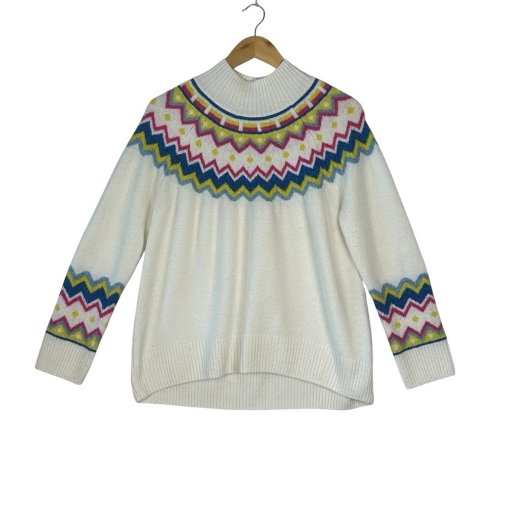 Vince Camuto Women’s Sweater Super Soft White And Brights size Medium